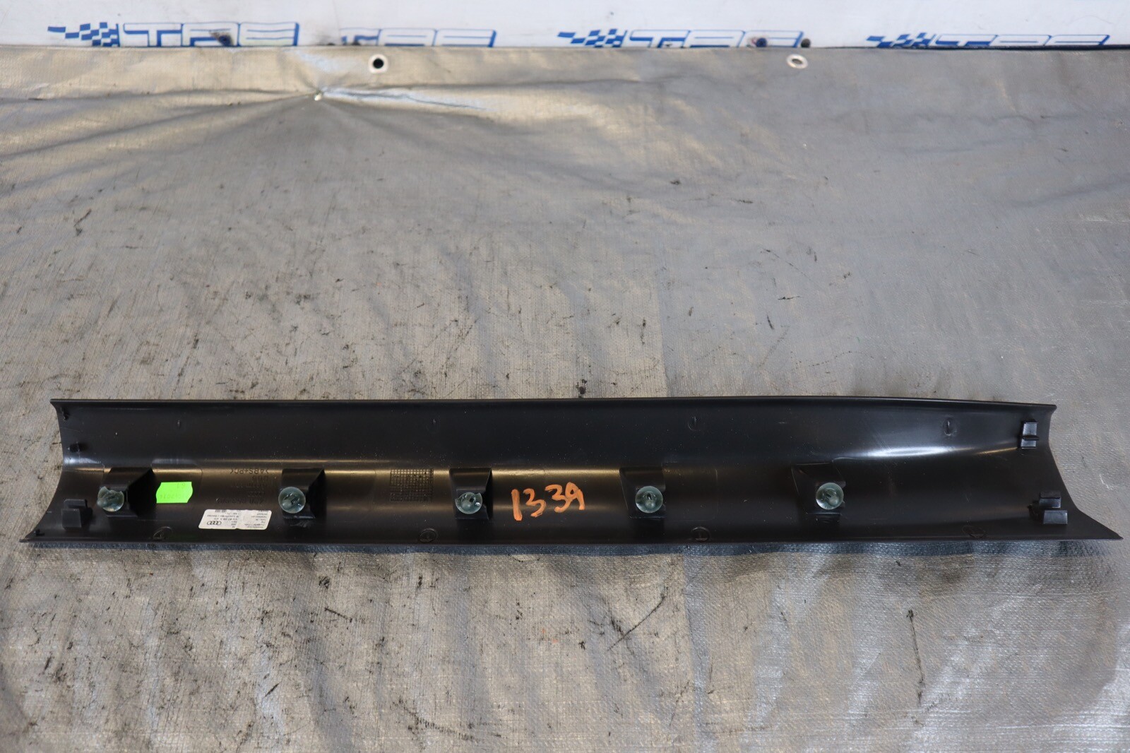 2014 AUDI R8 V8 QUATTRO AWD 4.2L OEM LH INTERIOR DOOR SILL PLATE *SCRATCHES#1339