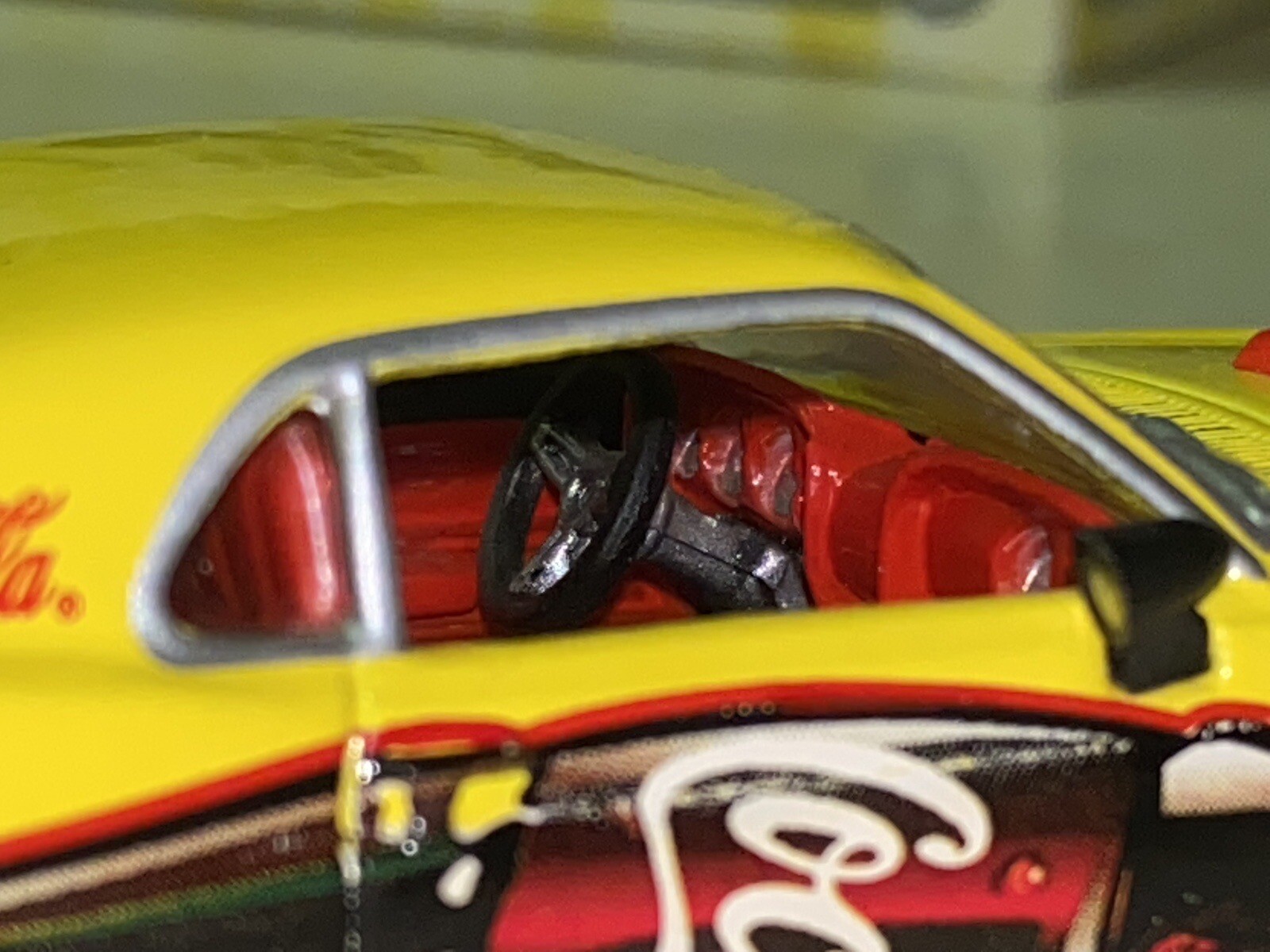 Picture 3 of 8