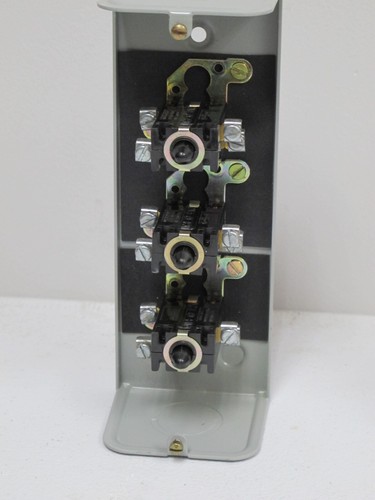 GENERAL ELECTRIC CR2940A403B "FORWARD-JOG-STOP" PUSHBUTTON STATION,NOS,NEMA 1 - Picture 7 of 9