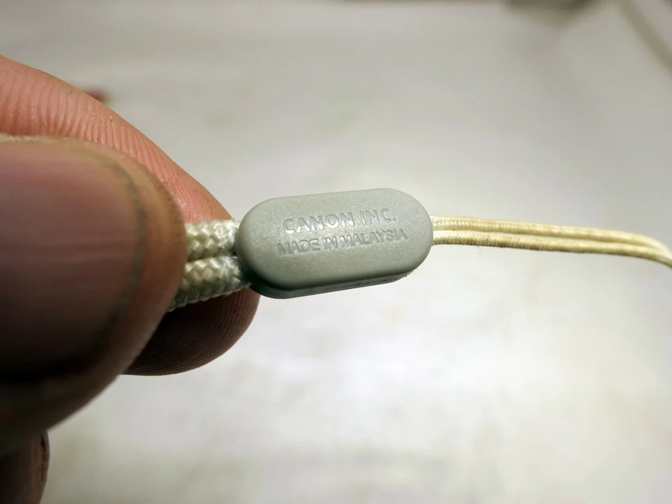 Canon small camera wrist hand strap for point and shoot camera 9" White - Image 4 of 4