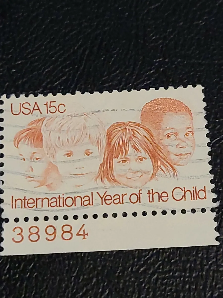 Scott# 1772 US Stamp 1979 15c International Year of the Child Used - #3836