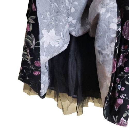 Hot Topic Neckholder Sommerkleid Gr. M schwarz Blumen Baumwolle Whimsigoth Tüll Unterrock - Bild 3 von 6