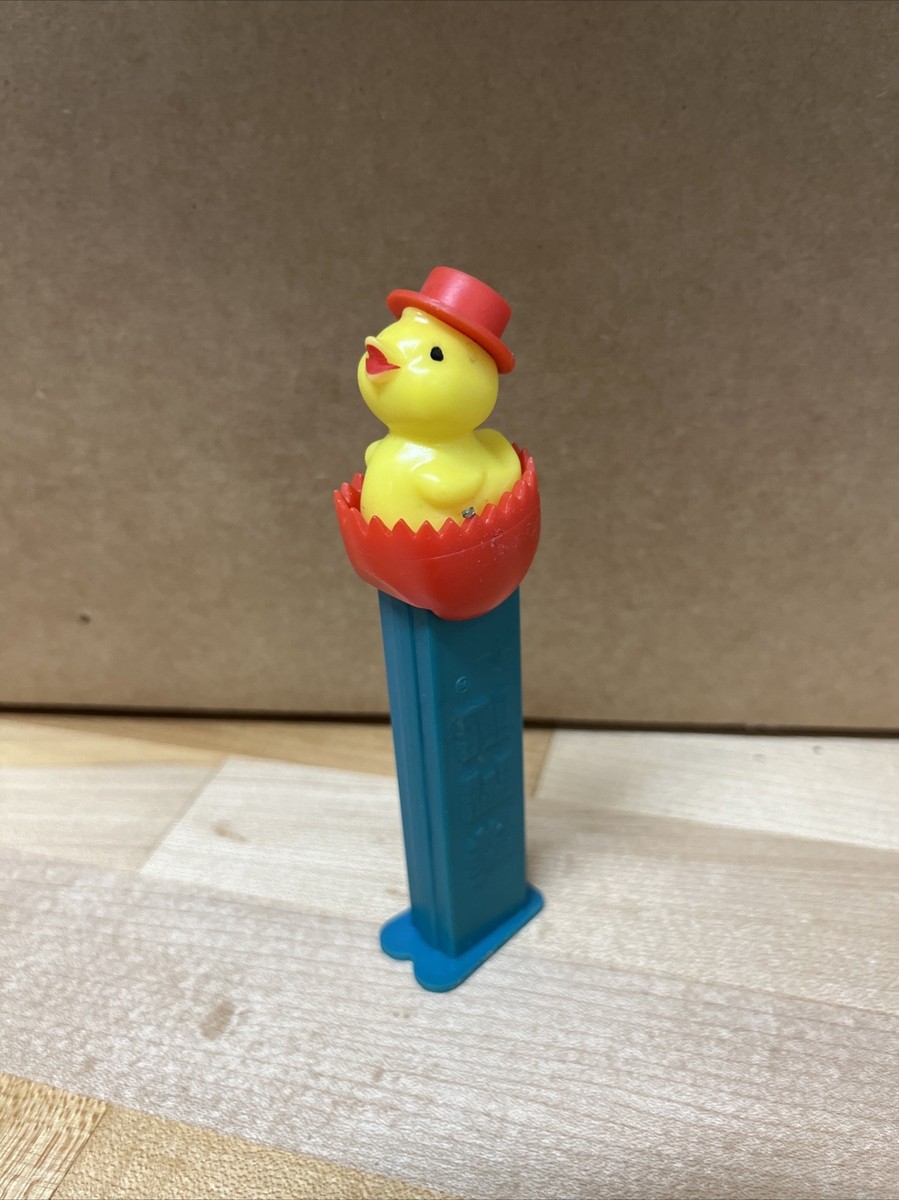 Pez 1992 Blue Red Yellow Made in Hungary Retired Chick In Shell