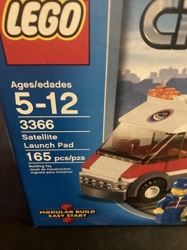 LEGO City Satellite Launch Pad (3366) - Picture 8 of 9