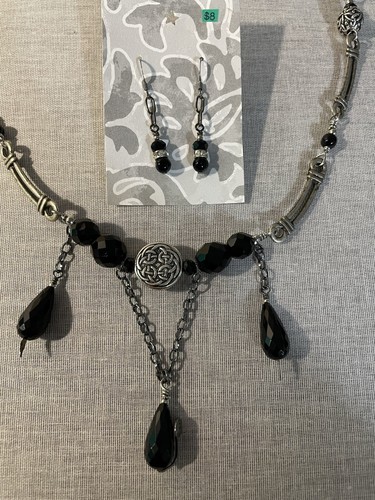 Celtic Knot W/ Vintage Jet Glass, Handmade Necklace With Pewter Accents, OOAK - Picture 17 of 17