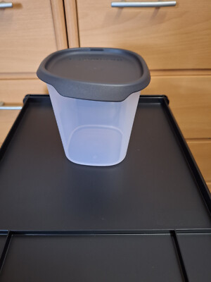 Tupperware A 262, One Touch,810 ml, schwarz, eckig, Vorrat, Gewürze, Knabbereien