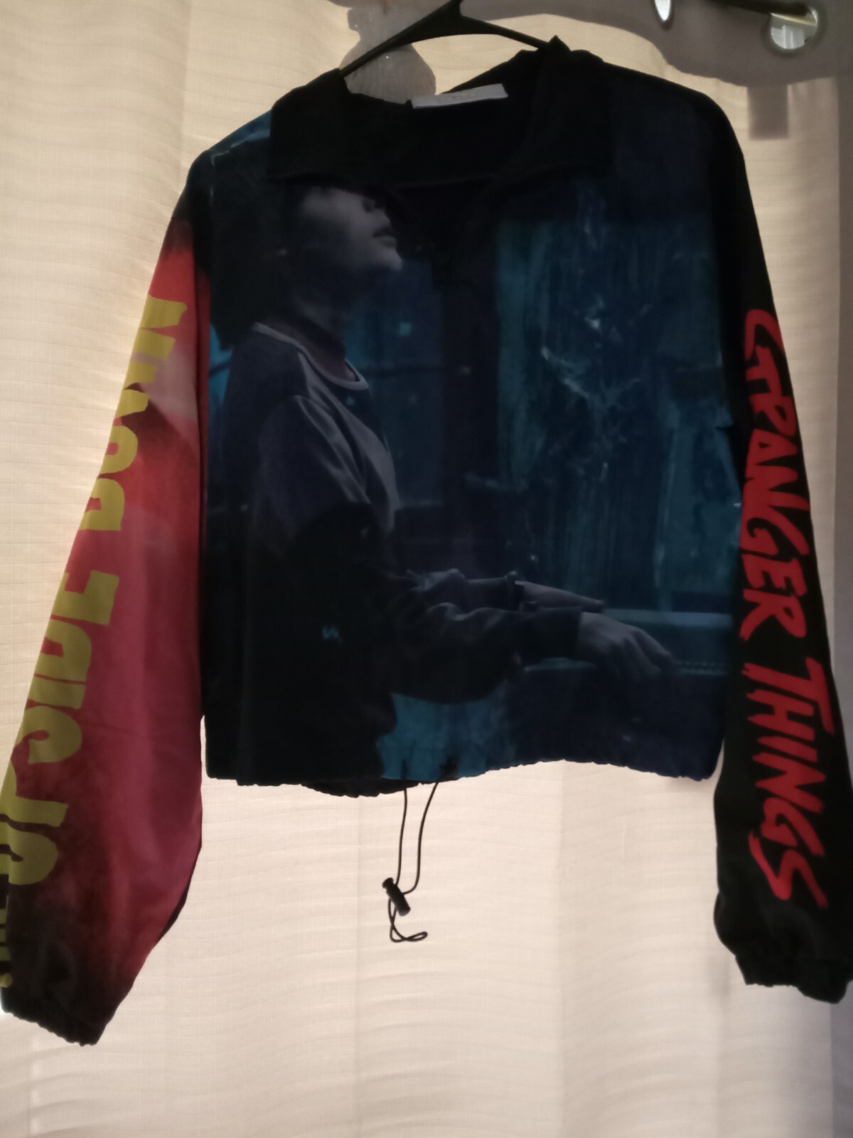 Stranger Things Pullover Jacket With Zipper - image 11
