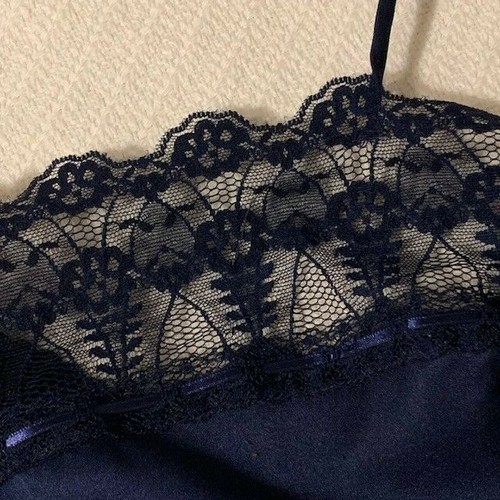 Camisa vintage azul marino con borde satinado talla M - Imagen 6 de 7