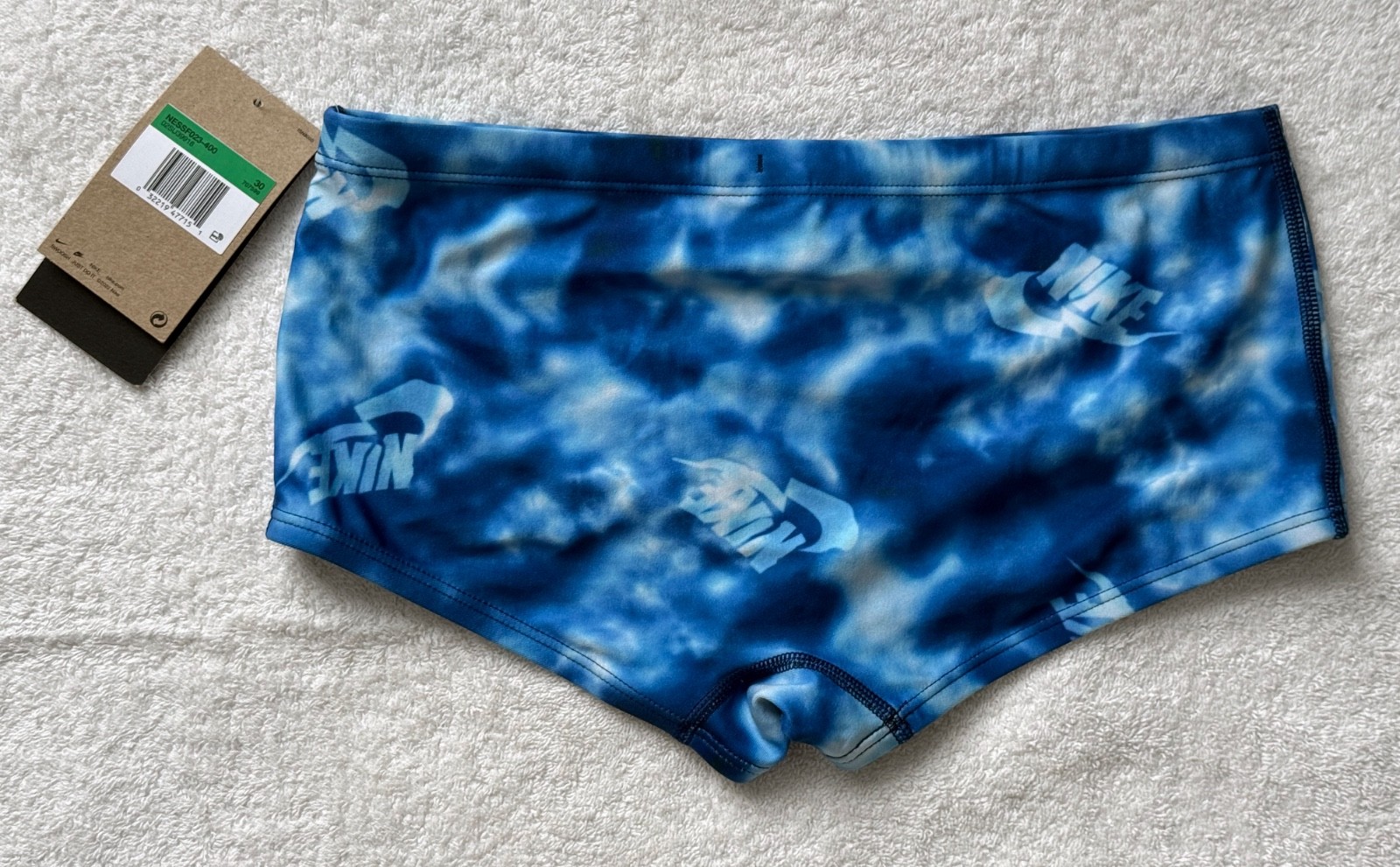 NWT-NIKE® Hydrastrong Men’s Sz 30 Underwater Print squarecut race swimsuit trunk thumbnail 3
