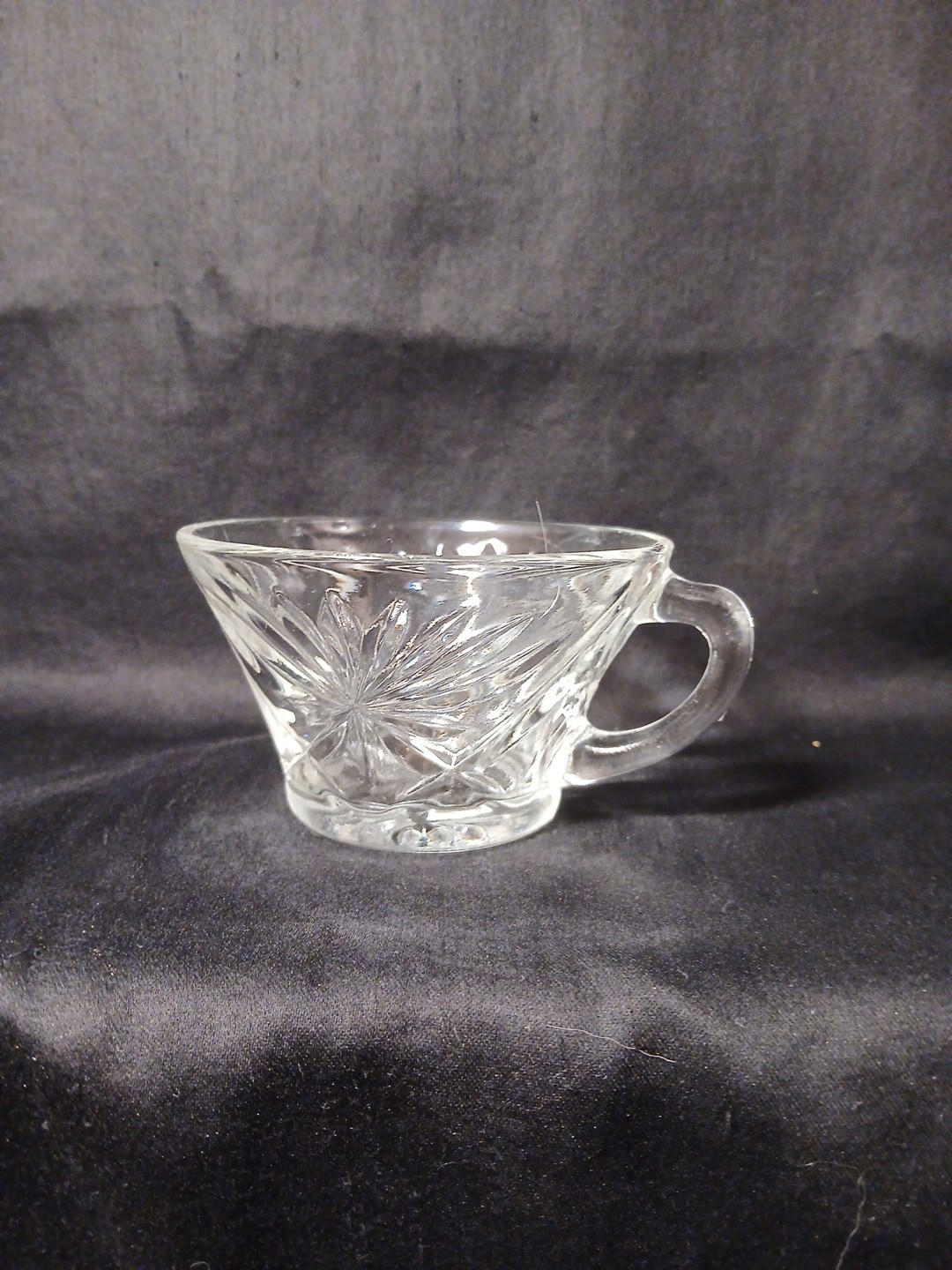 Anchor Hocking Early American Prescut Star of David Punch Cup  