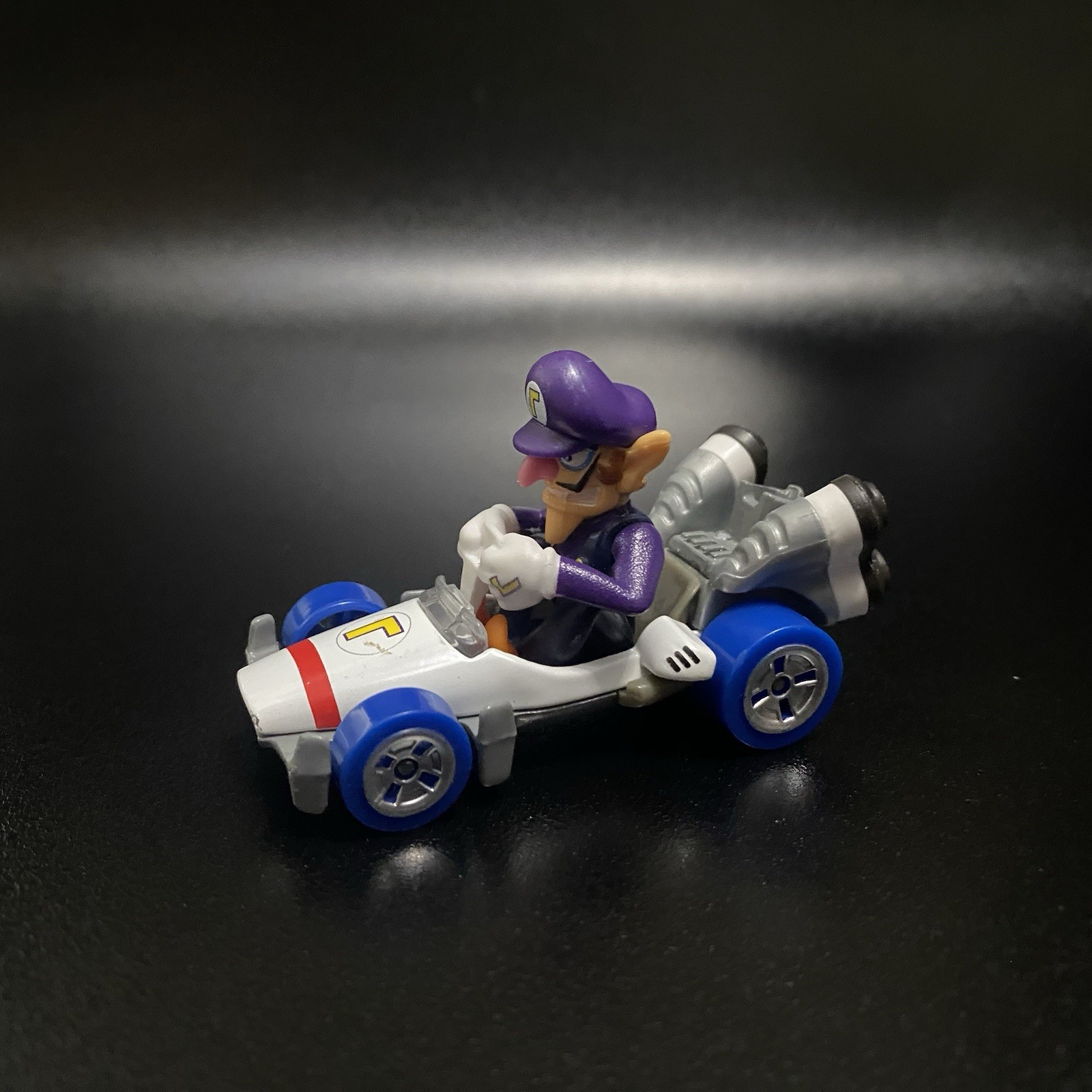 Picture 2 of 5