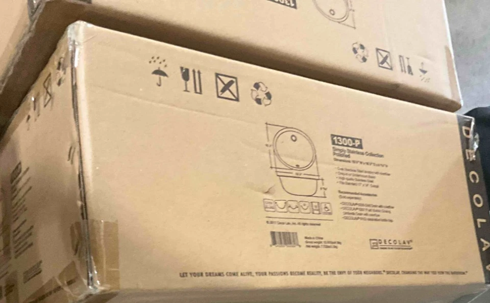 Fregadero de baño de acero inoxidable DecoLav 1300-P 19” x 16” x 7” Foto 4 de 4