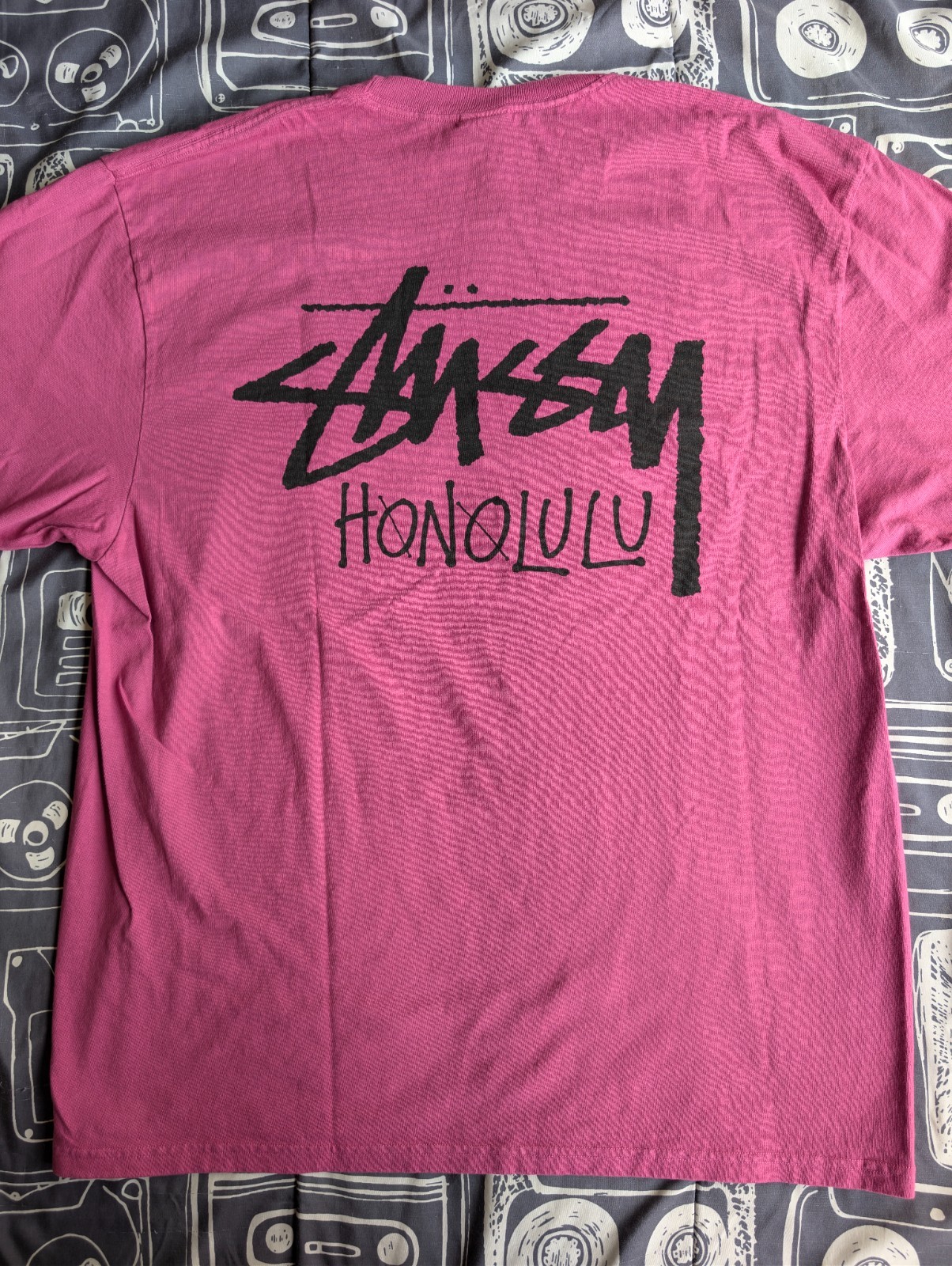 Stussy Honolulu Exclusive T-Shirt Berry mens Size XL