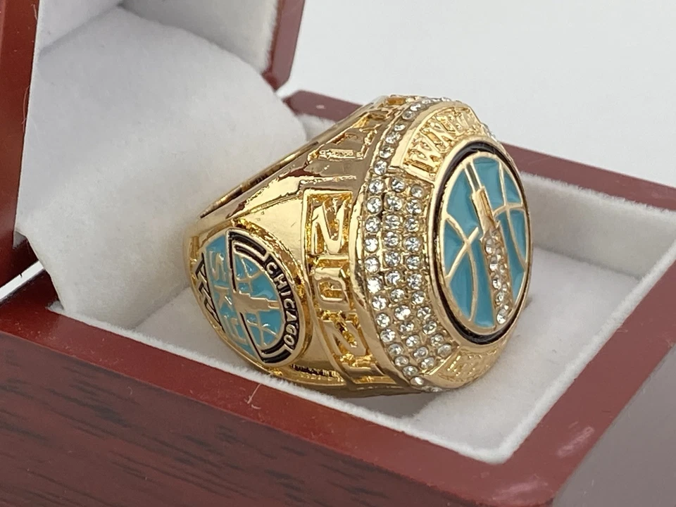 Anillo Campeonato Finales WNBA Chicago Sky 2021 - Candace Parker Foto 2 de 4
