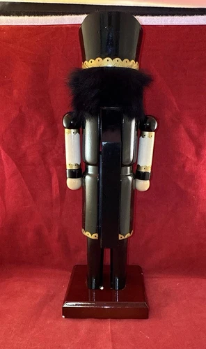 Dale Earnhardt Nutcracker 1st In Series 2003 NASCAR Rare 14 Inch - Picture 6 of 14