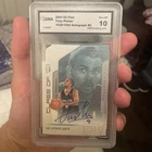 2001-02 Fleer Flair Tony Parker Auto Rookie #105 RC /1500 HOF Card
