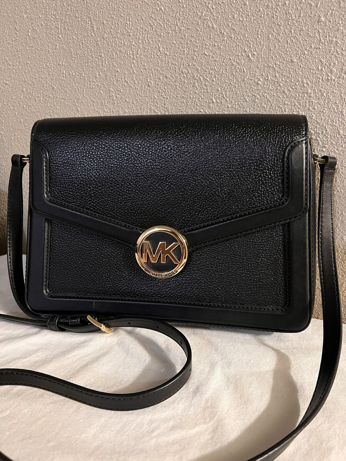 Arriba 76+ imagen michael kors jessie medium Thptnganamst.edu.vn