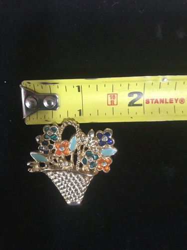 Adorable Flowers In Basket Pin Brooch - Picture 2 of 4