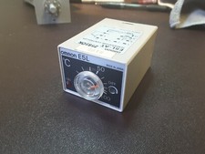  OMRON E5L-AX MANUAL TEMPERATURE CONTROLLER THERMOSTAT   NEW $89