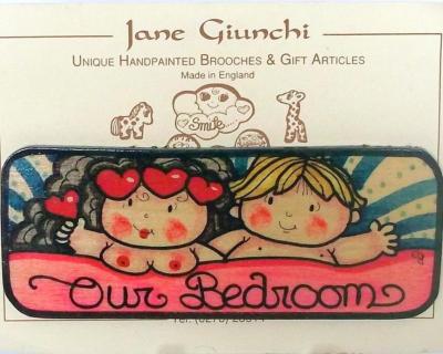 JANE GIUNCHI EINZIGARTIGES HANDBEMALTES HOLZSCHILD ''UNSER SCHLAFZIMMER'', PLAKETTE HERGESTELLT IN ENGLAND