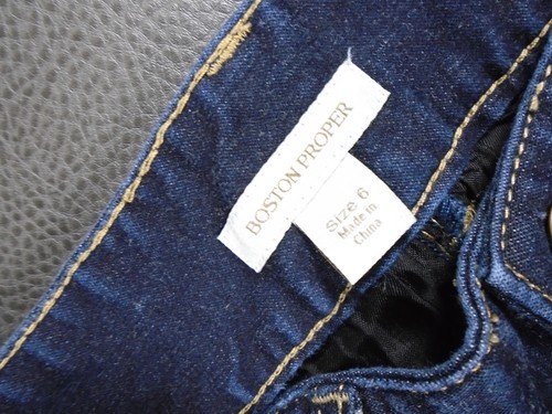Boston Proper 6 Bootcut Jeans Mid Rise Dark Wash Denim Blue Rhinstone Button - Picture 3 of 12