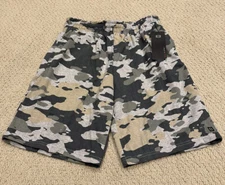 NWT Men’s Layer 8 Green Gray Camouflage Printed Knit Fleece Shorts ALL SIZES