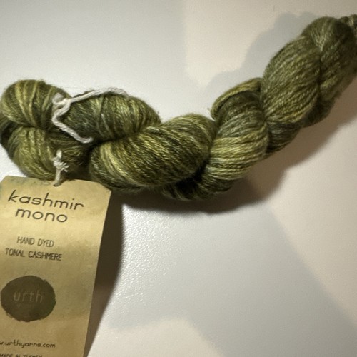Urth Yarns ‘Kashmir’ Fingering (Tonal Green) **100% Cashmere** SOFT 220 Yds Eco