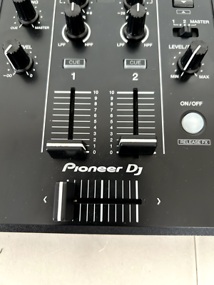Pioneer DJ DDJ-400 with Original Box 2ch DJ Controller Pioneer DJ DDJ-400 with Original Box 2ch DJ Controller