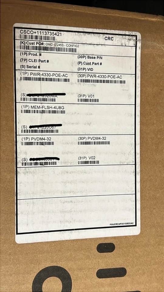MEW Cisco ISR4331-AXV/K9 ROUTER UC SEC APPX PVDM4-32 PWR-4330-POE-AC VSEC AXV Foto 2 de 4