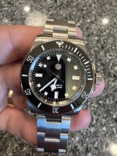 San Martin SN0111-GA Automatic Dive Watch NH35 Movement Includes Box Papers