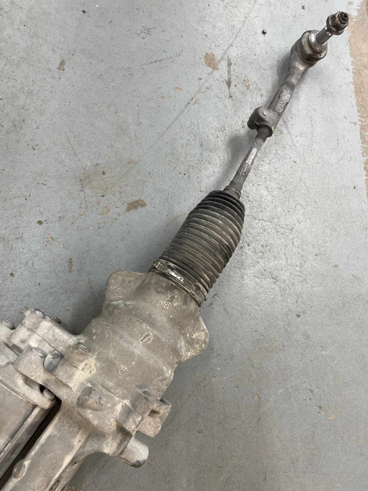 2014-2019 BMW I8 OEM 1.5L AWD POWER STEERING GEAR RACK AND PINION 142890