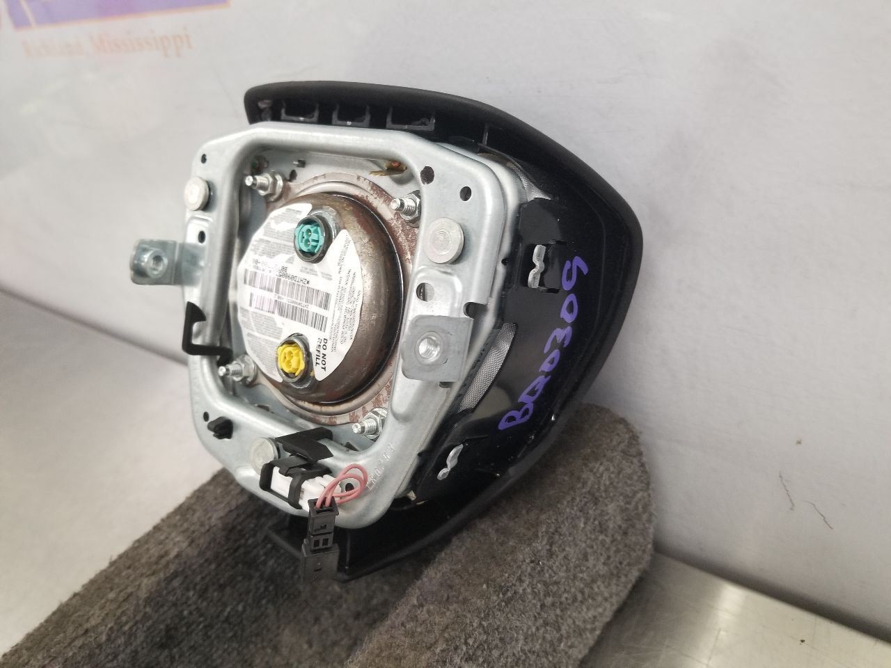 Maserati Levante LEFT Steering wheel