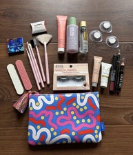 Mixed lot of 21 high end makeup minis makeup bag--NEW