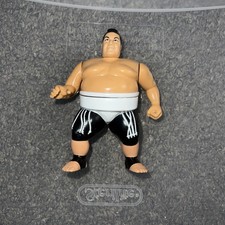 RARE WWF Hasbro Yokozuna Wrestling Figure Green Card Series 11  1994