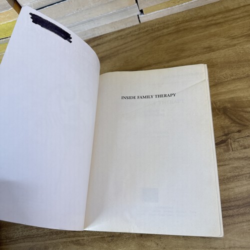 Inside Family Therapy: A Case Study in - Paperback, by Nichols Michael - Foto 7 di 13