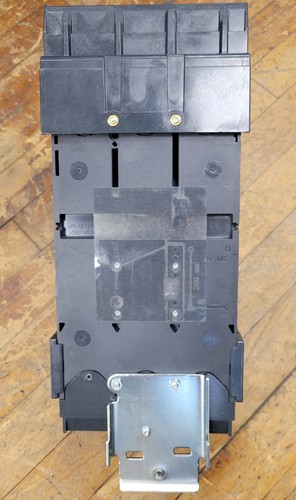 Square D LDA36400U31X I-Line Circuit Breaker 400A 600V 3P - Picture 12 of 14