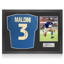 Maglia originale dell'Italia 2000-01 autografata da Paolo Maldini. Cornice Icon