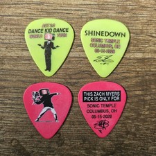 Juego de púas de guitarra Shinedown Sonic Temple 2026 bajo Zach Myers Eric