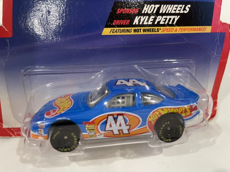 Hot Wheels Pro Racing 1997 Kyle Petty #44 Pontiac Grand Prix azul diecast NASCAR Foto 2 de 4