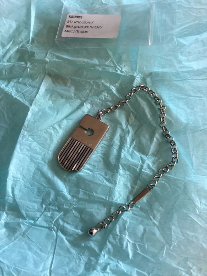 LLAVERO Tateossian Rodio Ágata Negra, Madre Perla Plata COLGANTE + Bolsa NUEVO Foto 3 de 4