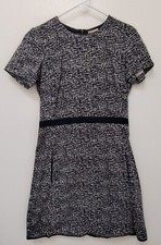 Gap Navy & White Dress • Women’s Size 2 • Cotton Stretch • Pockets • Comfortable