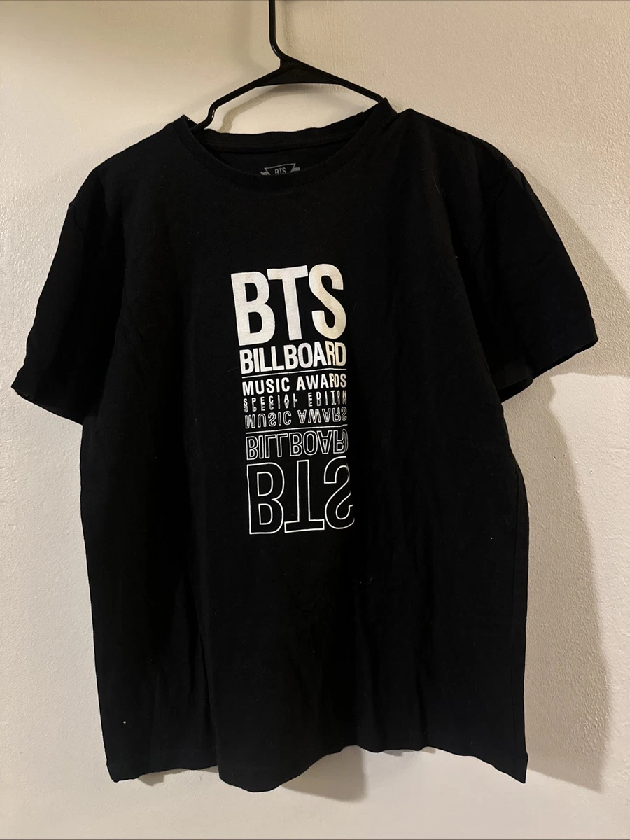 BTS MOS ONE Tシャツ M XL 2026年最新】BTS map of the soul one tシャツの人気アイテム - メルカリ