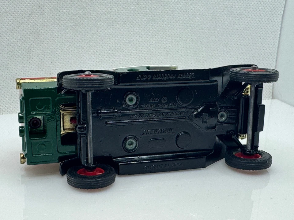 Matchbox Models of Yesteryear 1978 1912 Ford Model T BP Tankwagen - Bild 3 von 3