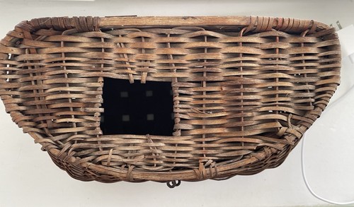 Antique fishing creel basket splint woven patina fly sports Door Decor Basket - Picture 9 of 19