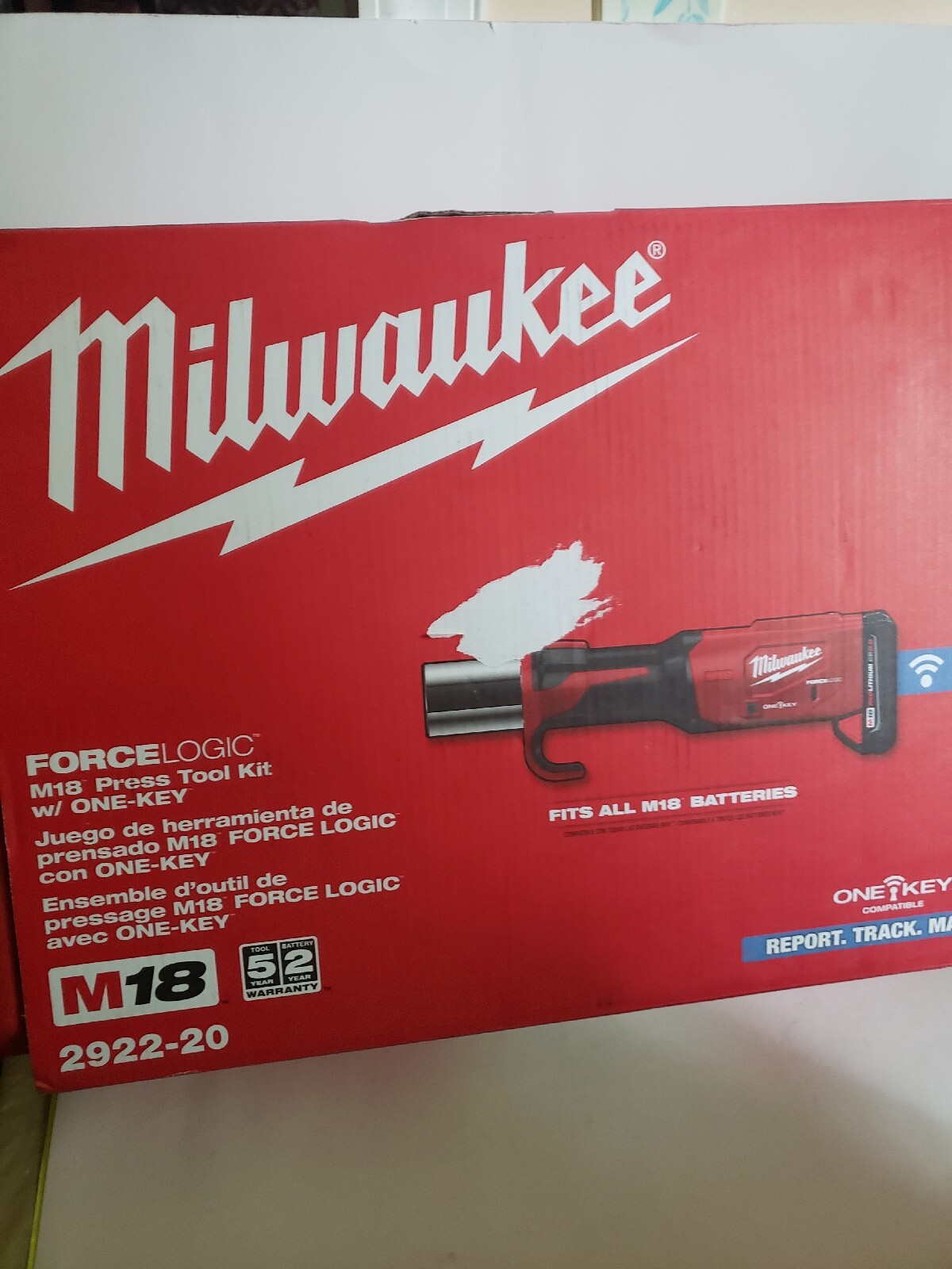 Milwaukee 292220 M18 FORCE LOGIC Copper Press Tool With 2 Batteries A