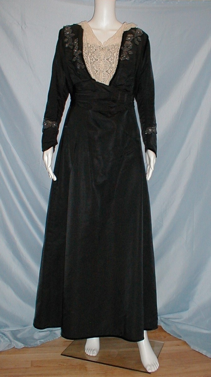 Most Elegant Antique Edwardian 1912 Dress Black Beaded Silk w/Label