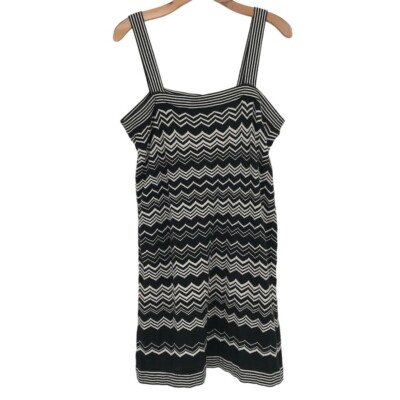 MISSONI Target Women's size large Black White Zig Zag Chevron Knit  Dress jumper