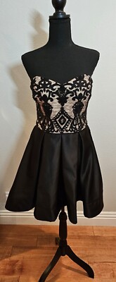 Formal Cocktail Dress By BLONDIE NITES SIZE 9 NWT