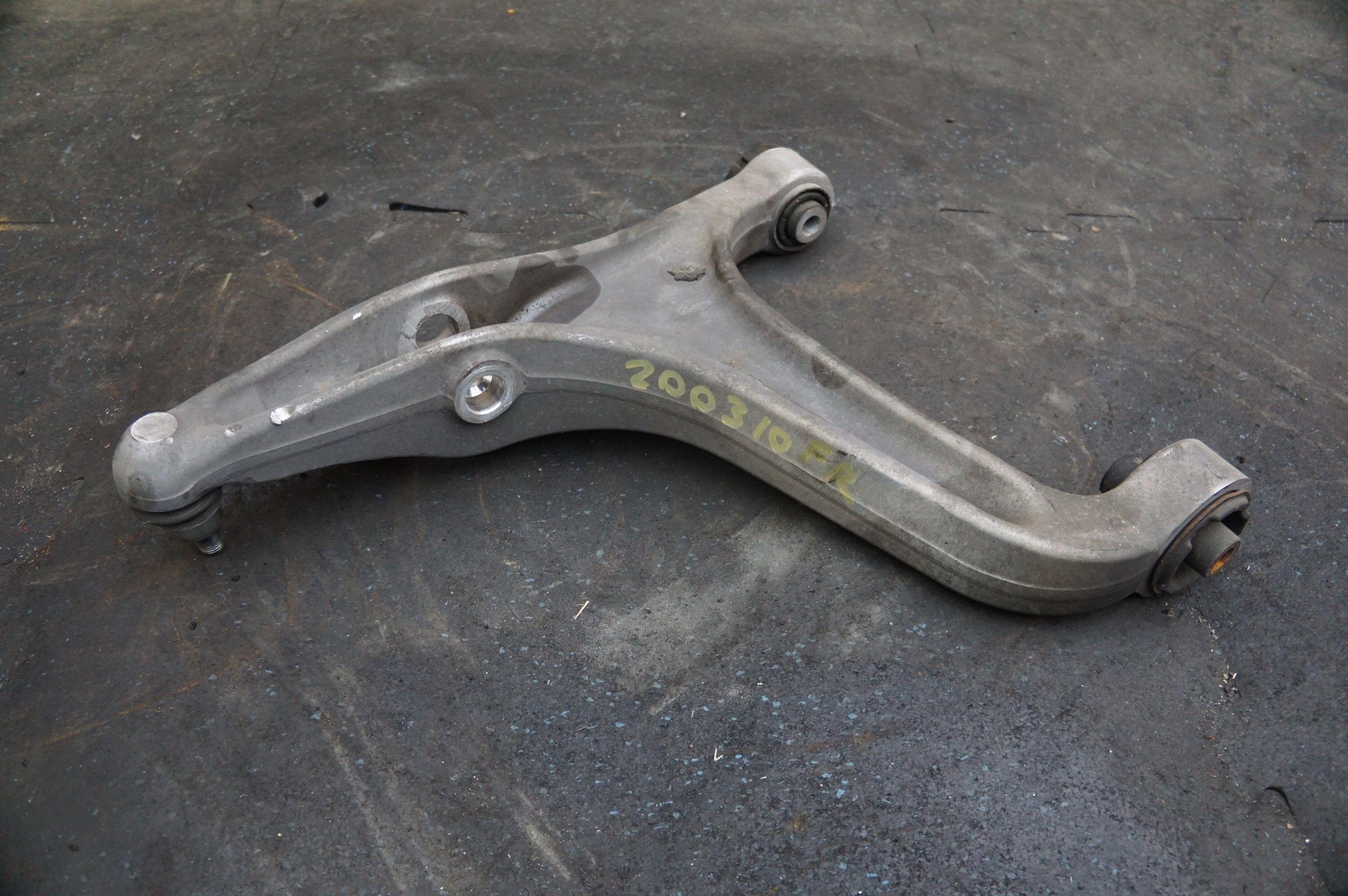 Front Right Lower Control Arm 670107801 Oem Maserati Quattroporte 2013-16 *NOTE*