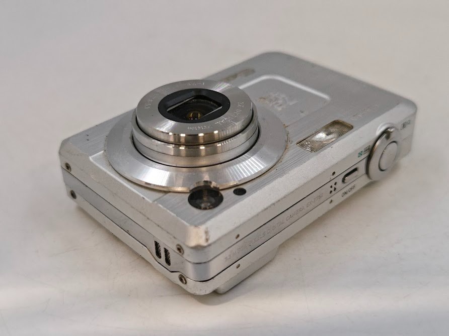 CASIO EXILIM EX-Z250 カメラ2台 41i3k8H3BHL._SS200_.jpg